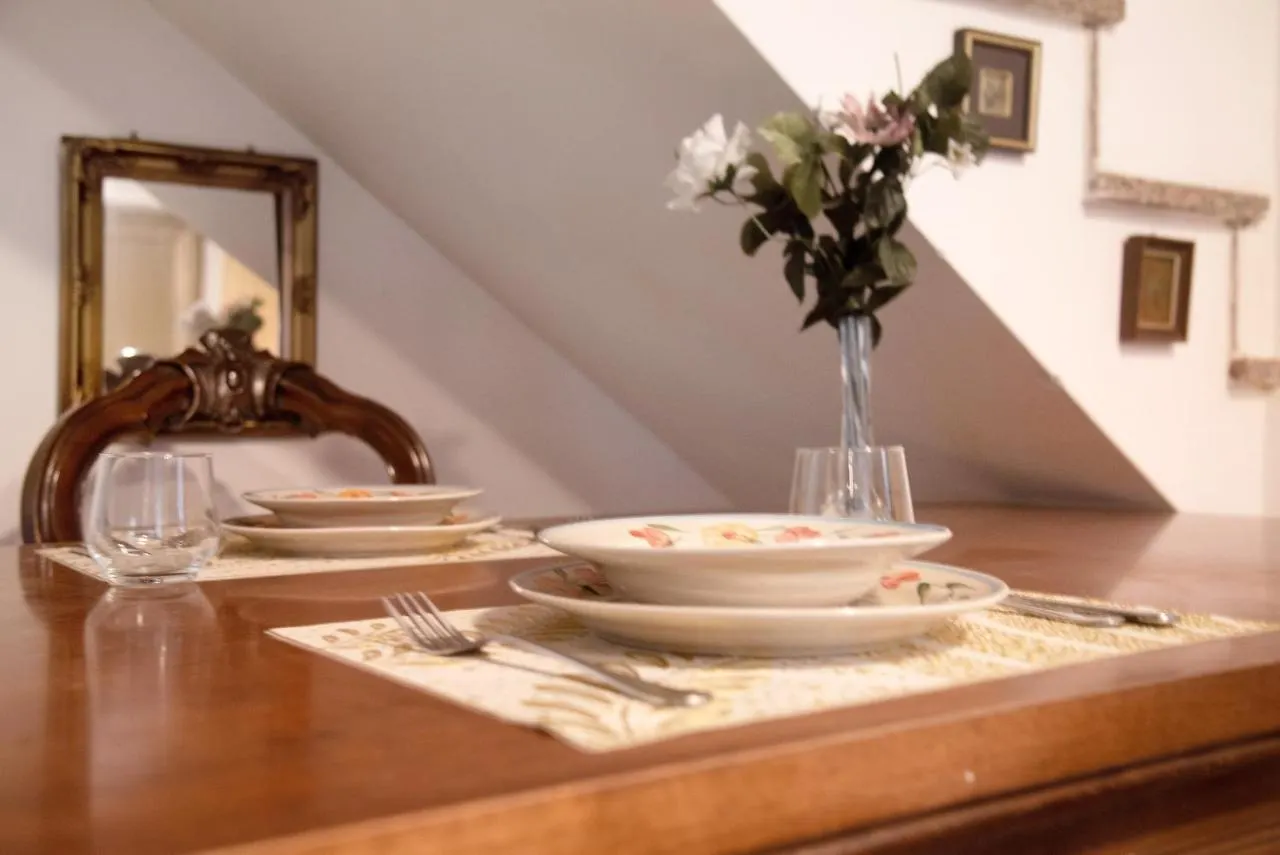 Casa Flora Apartment Porto Ceresio Italy